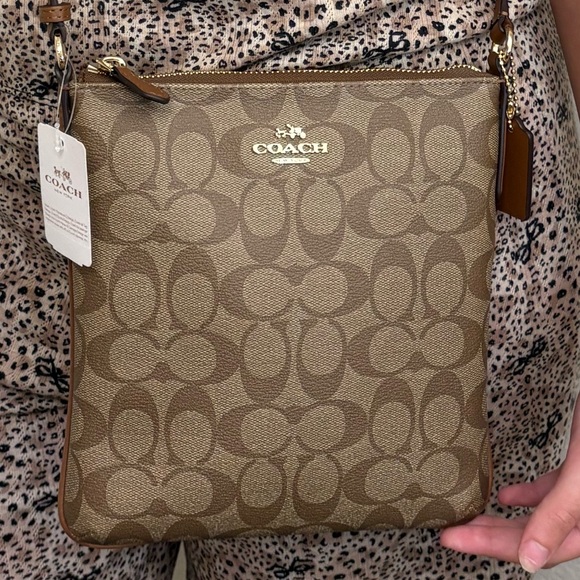 Coach NWT no callouts. Signature canvas and leather in colors Khaki and Saddle. - Picture 1 of 8